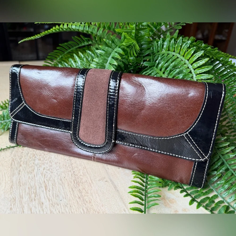 Fossil Leather Clutch Brown and Black Never Used, Wallet Purse